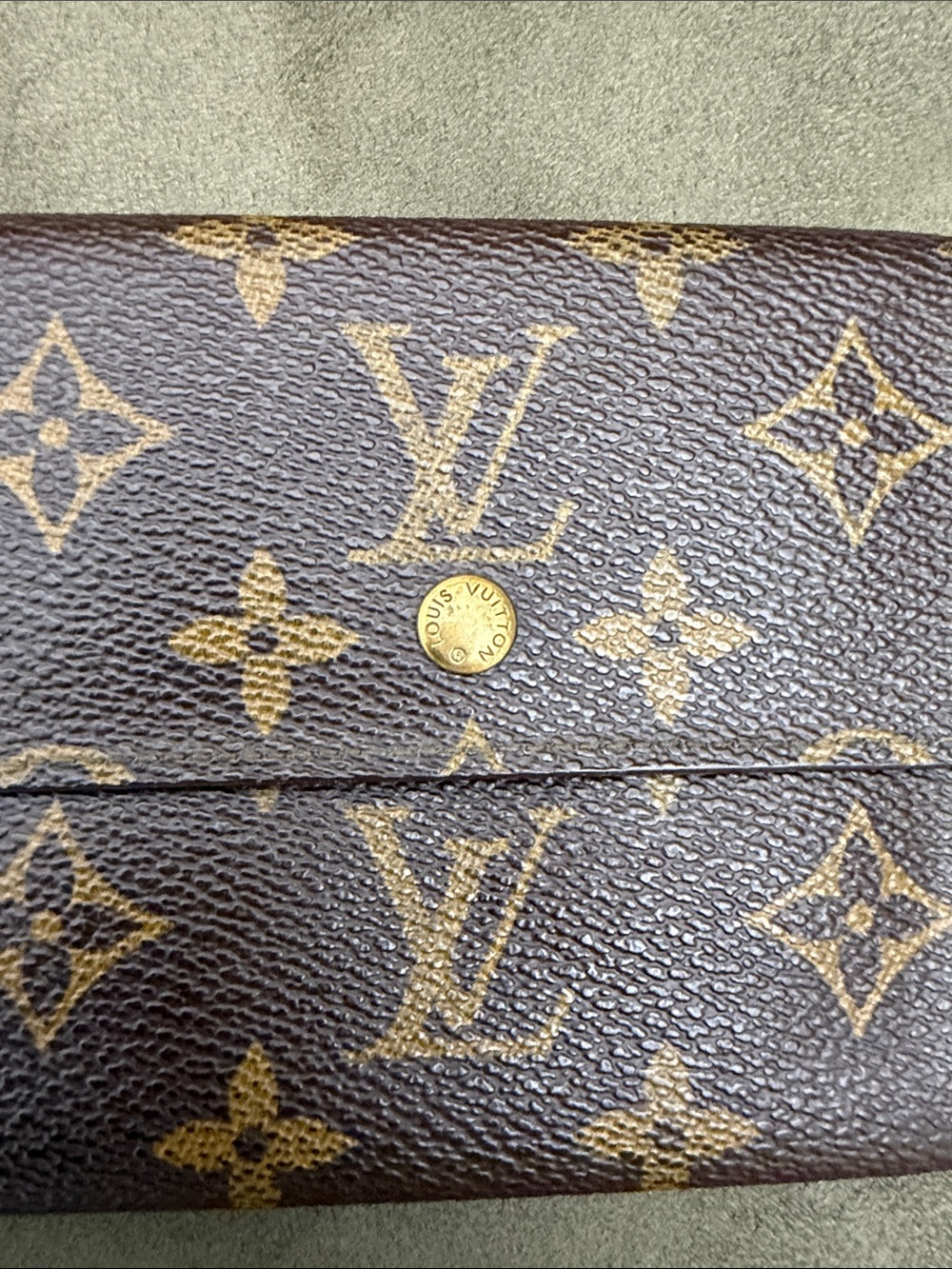Louis Vuitton Monogram Elise Trifold Wallet - Picture 3 of 15